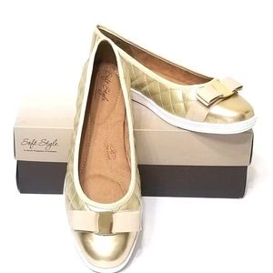 Hush Puppies Flats Platinum Gold NEW